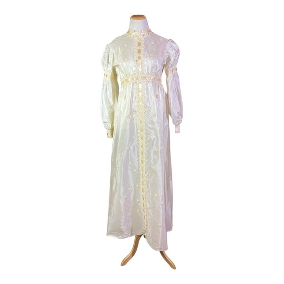 Vintage 60s or early 70s Cream Wedding Dress Lace High Waist *Flaws - Picture 1 of 16